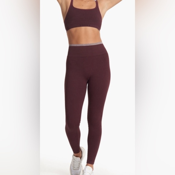 Vuori Helix Seamless Legging - Picture 2 of 9